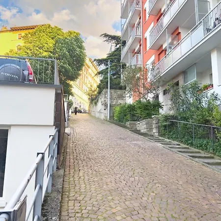 Apartamento Cappello 9 Tirabora Short Rent Trieste Exterior foto