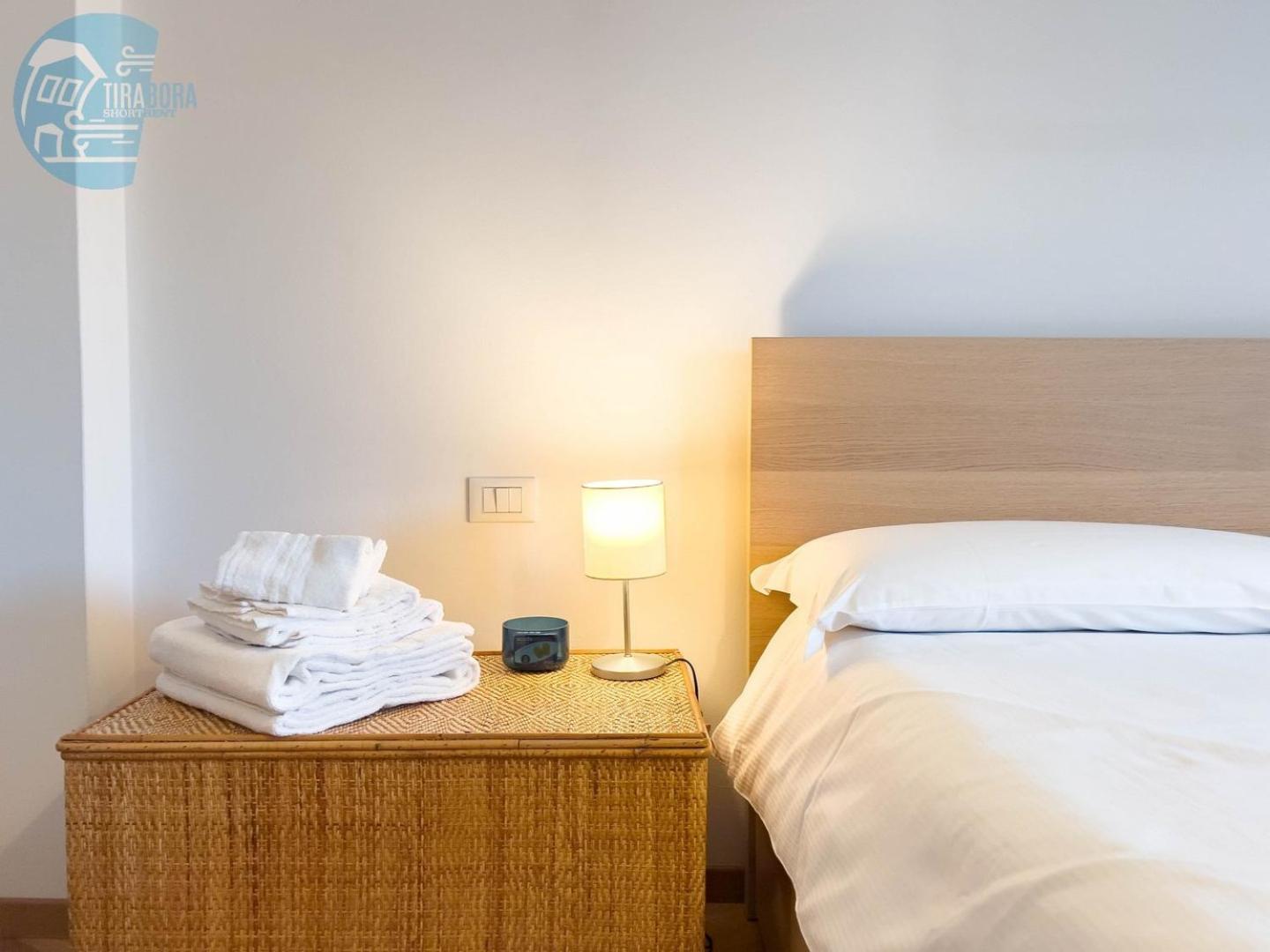Cappello 9 Tirabora Short Rent Apartment