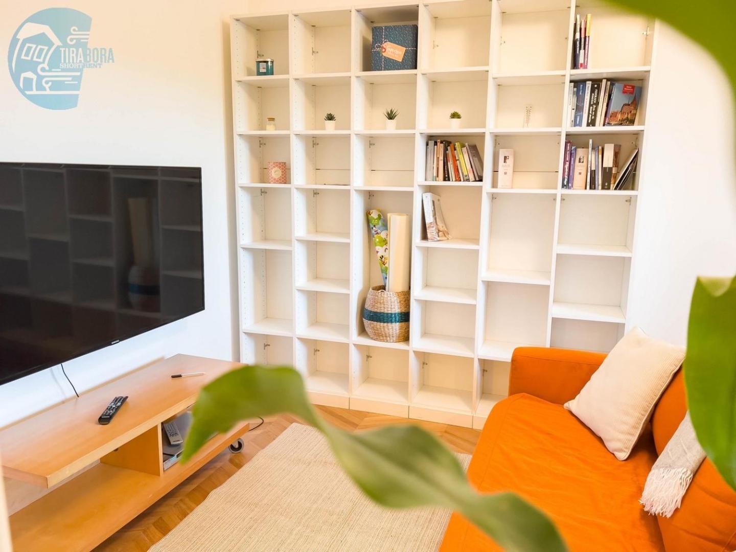 Apartamento Cappello 9 Tirabora Short Rent